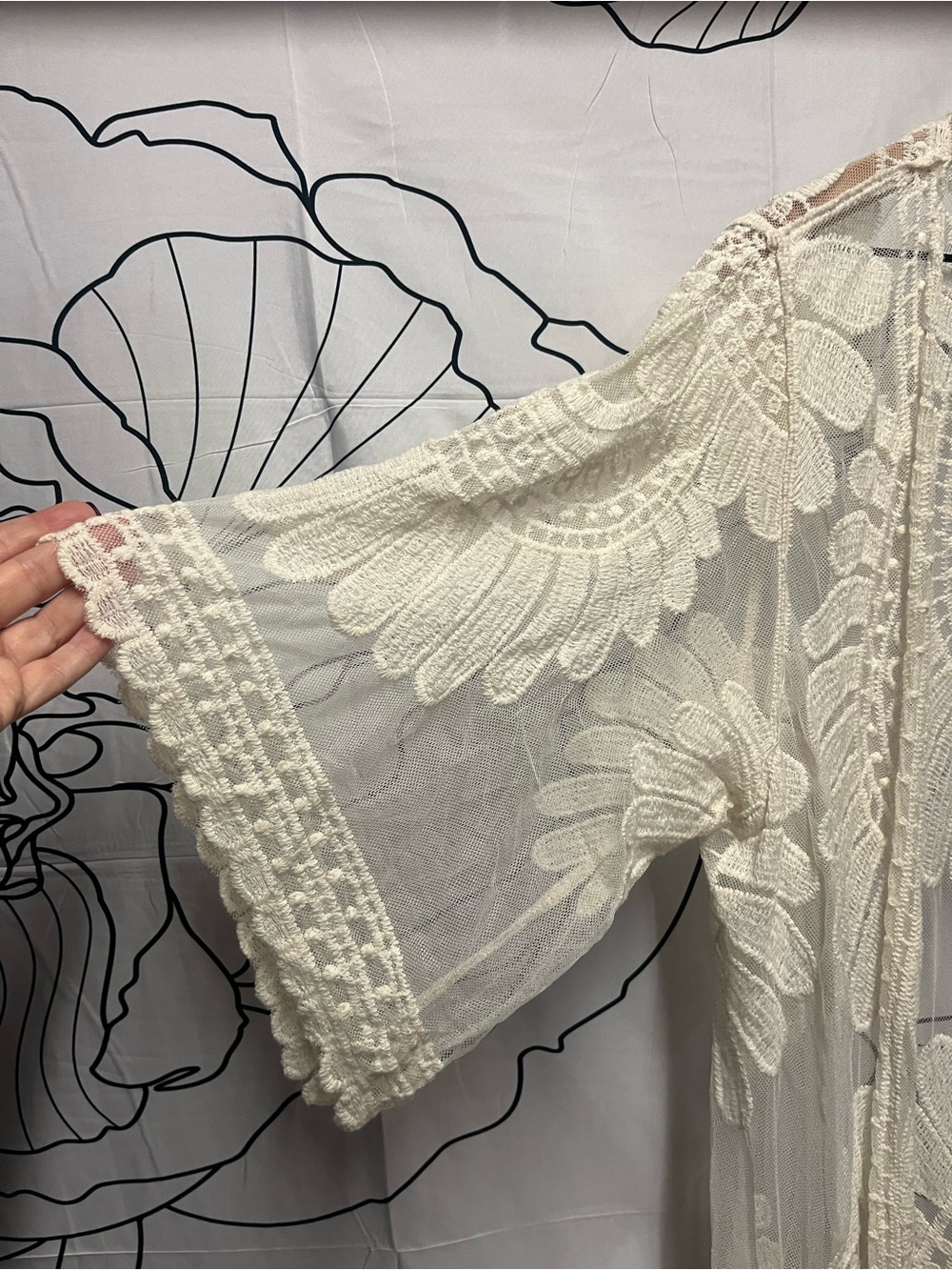 Rebellion Cream Lace Crochet Kimono - Picture 4 of 8